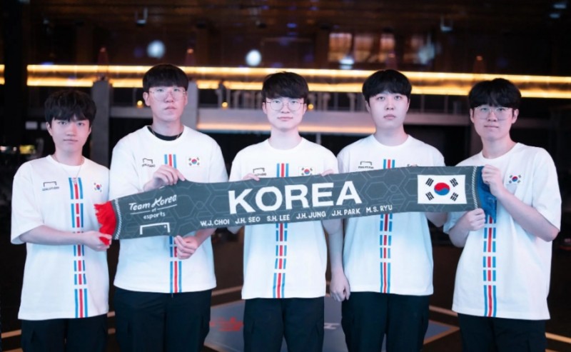 Ruler：完全不知道中国队团队配合如何，我认为韩国完全能夺冠